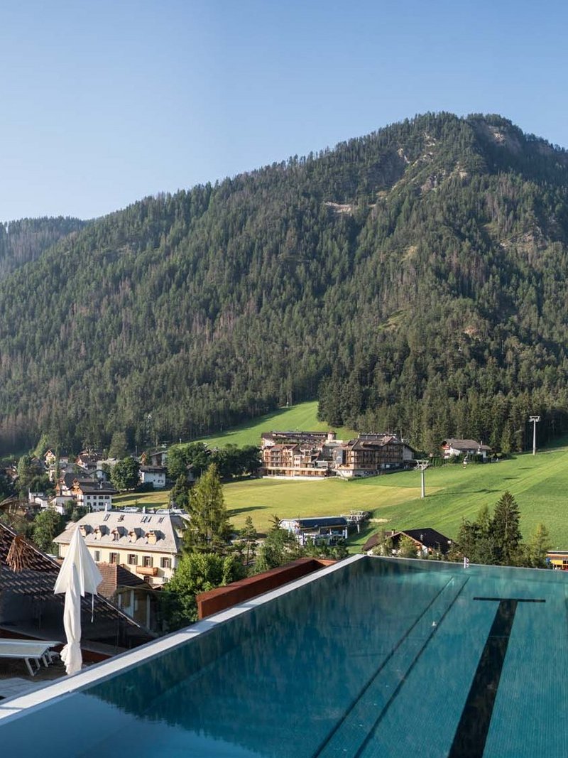 Il vostro hotel con piscina a San Vigilio di Marebbe